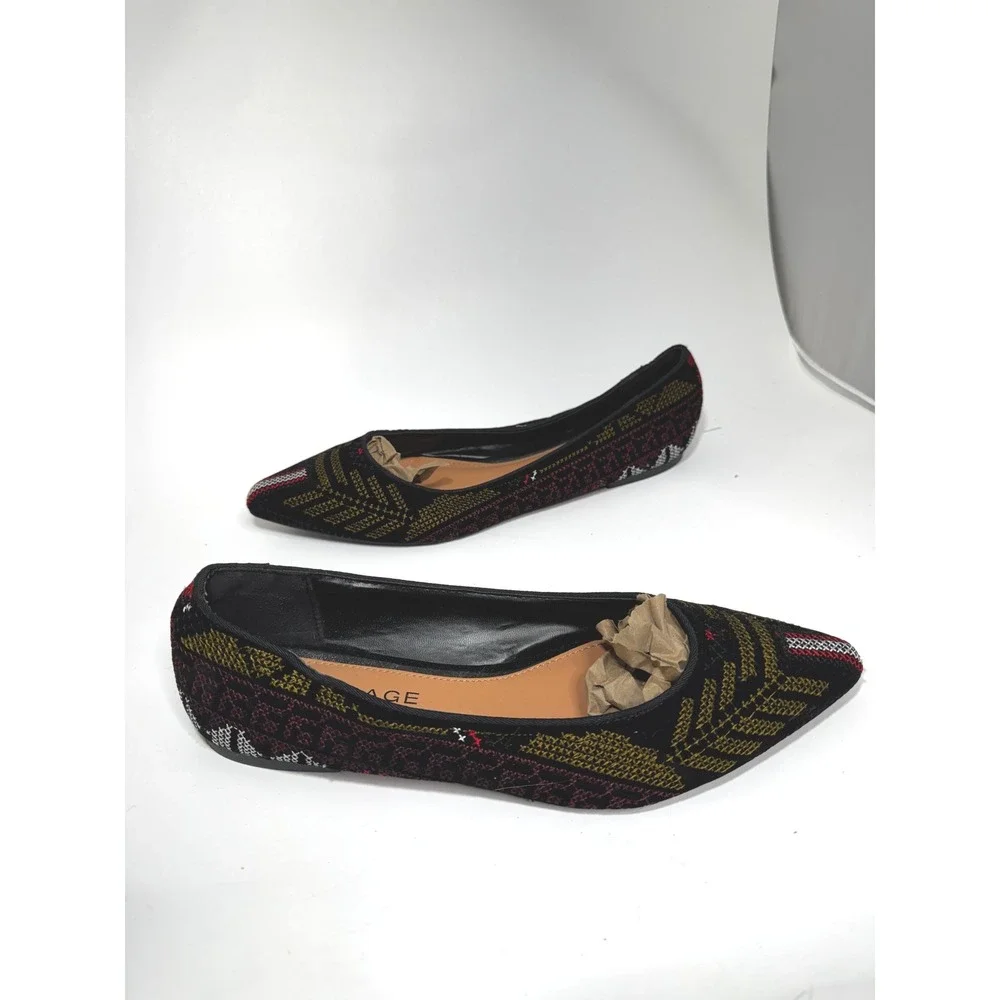 Rampage Womens Pointed Toe Flats‎ Woven Geometric Tapestry Black Gold Red Multi